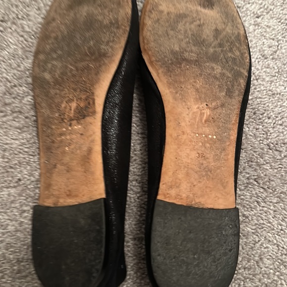 Giuseppe Zanotti flats - Picture 3 of 3